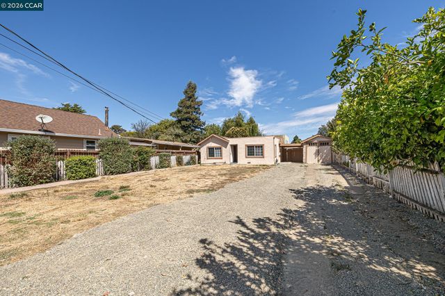 134 Chase St, Vallejo, CA 94590