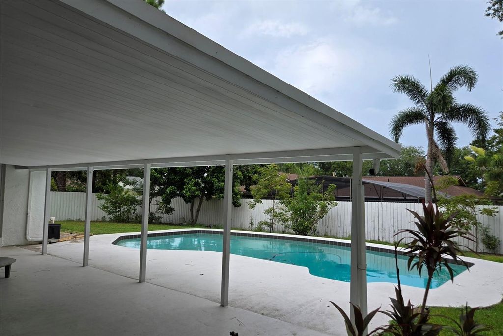 Image 20 of property listing at 8629 GRANADA BOULEVARD, Orlando, FL 32836