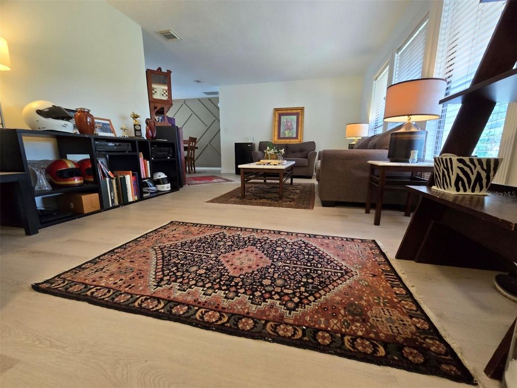 Image 4 of property listing at 8629 GRANADA BOULEVARD, Orlando, FL 32836