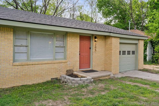 205 Home Avenue, Bartlesville, OK 74006
