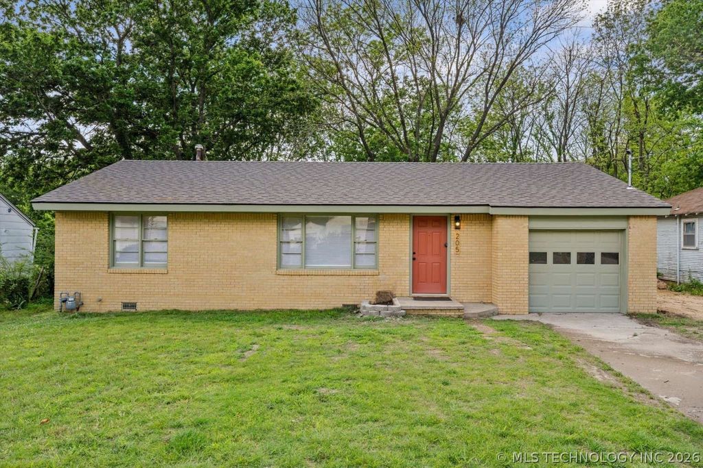 205 Home Avenue, Bartlesville, OK 74006