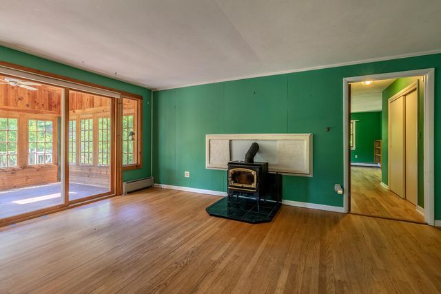 1111 Old Depot Road, Shaftsbury, VT 05262