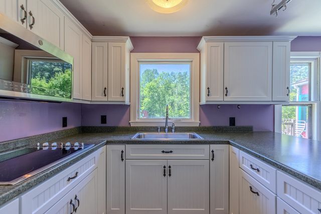 1111 Old Depot Road, Shaftsbury, VT 05262
