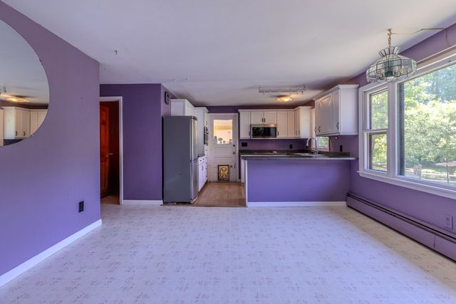 1111 Old Depot Road, Shaftsbury, VT 05262
