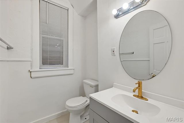 2703 N Spring Avenue, St Louis, MO 63113