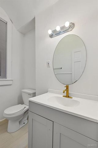 2703 N Spring Avenue, St Louis, MO 63113