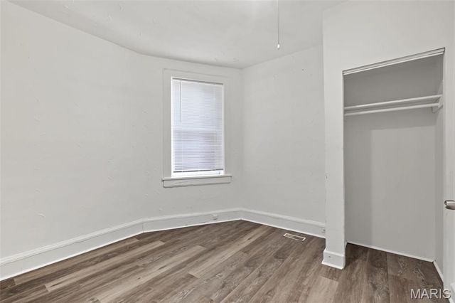 2703 N Spring Avenue, St Louis, MO 63113