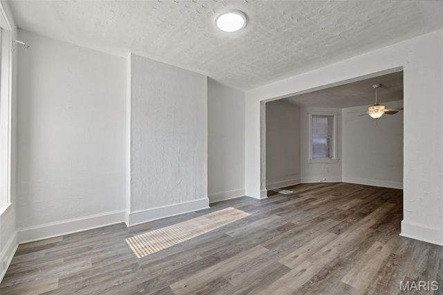 2703 N Spring Avenue, St Louis, MO 63113