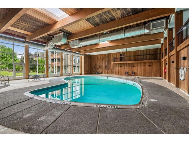 450 Ford Road 303, Saint Louis Park, MN 55426