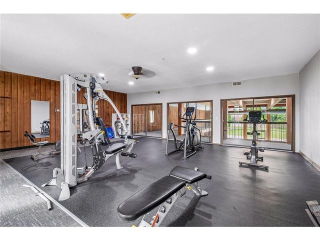 450 Ford Road 303, Saint Louis Park, MN 55426
