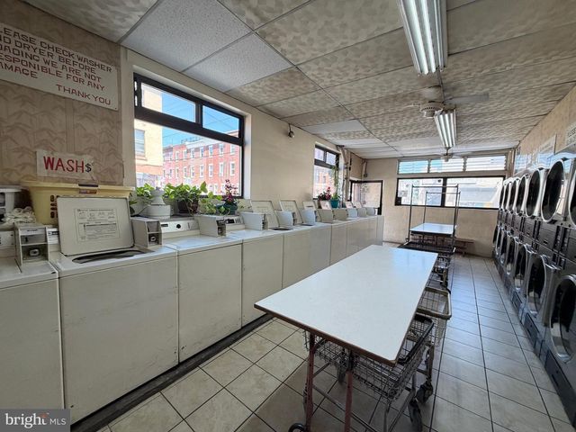 1500 S 6TH ST, Philadelphia, PA 19147