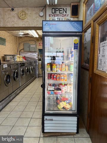 1500 S 6TH ST, Philadelphia, PA 19147