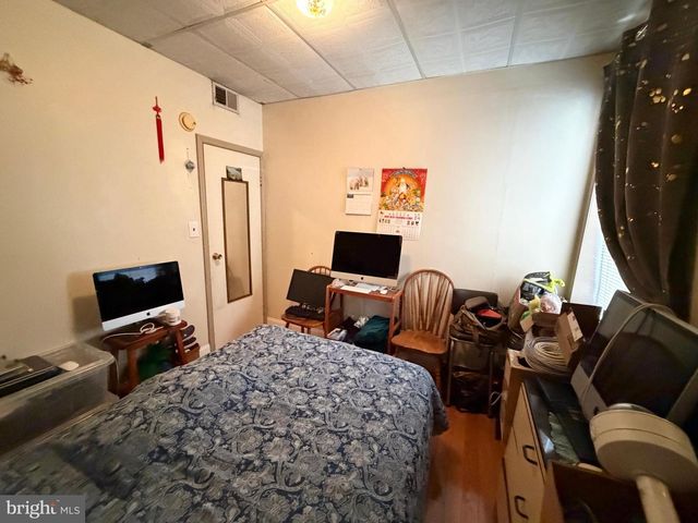 1500 S 6TH ST, Philadelphia, PA 19147