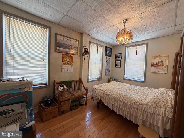 1500 S 6TH ST, Philadelphia, PA 19147