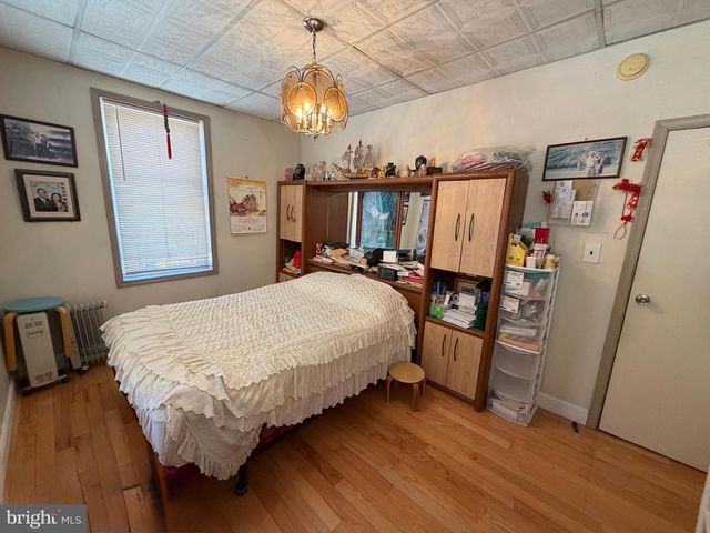 1500 S 6TH ST, Philadelphia, PA 19147