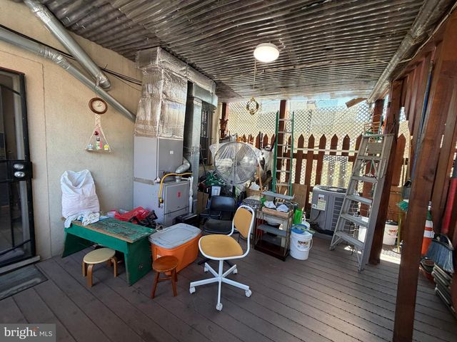 1500 S 6TH ST, Philadelphia, PA 19147