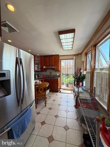 1500 S 6TH ST, Philadelphia, PA 19147