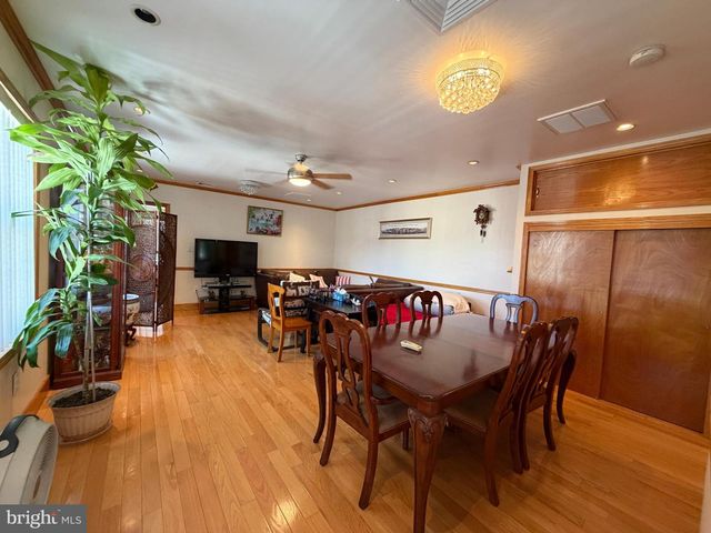 1500 S 6TH ST, Philadelphia, PA 19147