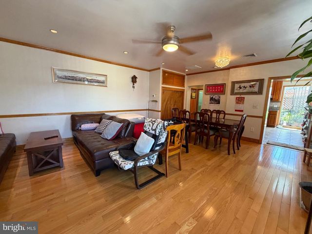 1500 S 6TH ST, Philadelphia, PA 19147