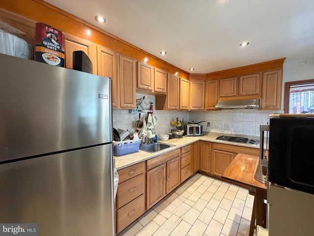 1500 S 6TH ST, Philadelphia, PA 19147