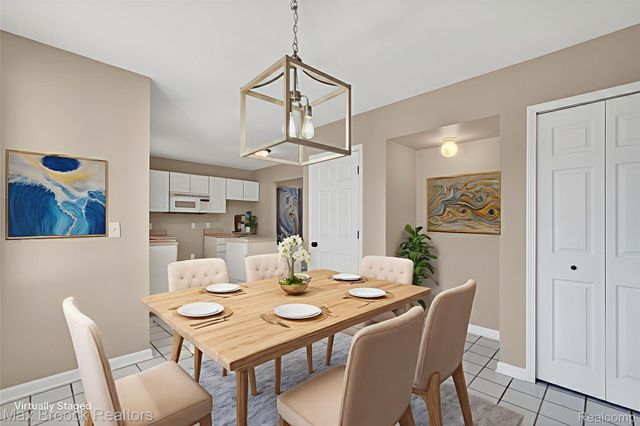 4414 Robinwood Avenue, Royal Oak Charter Township, MI 48073