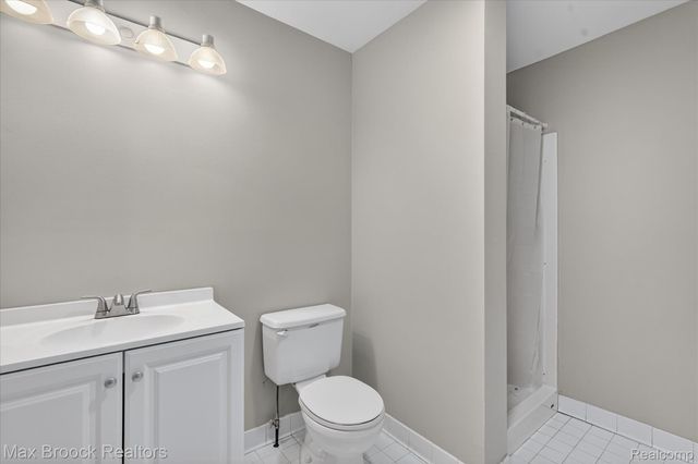 4414 Robinwood Avenue, Royal Oak Charter Township, MI 48073