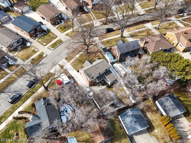 4414 Robinwood Avenue, Royal Oak Charter Township, MI 48073