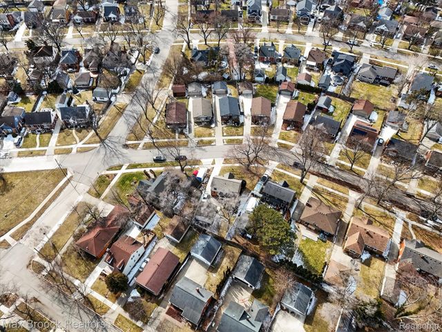 4414 Robinwood Avenue, Royal Oak Charter Township, MI 48073