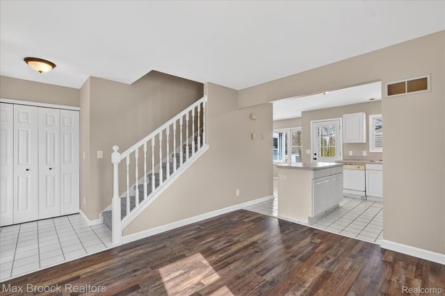 4414 Robinwood Avenue, Royal Oak Charter Township, MI 48073