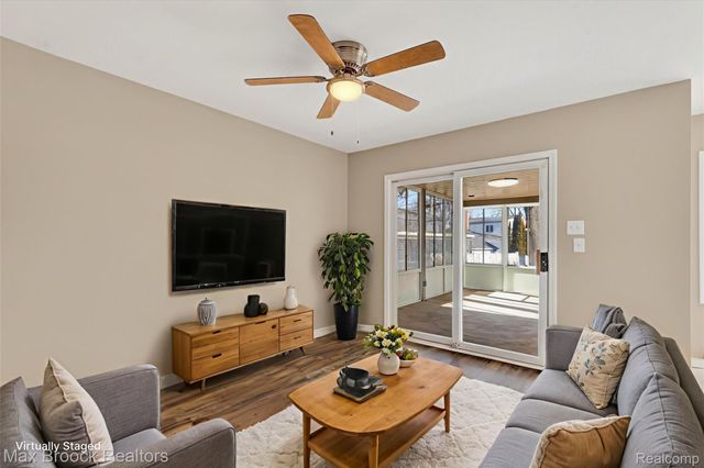 4414 Robinwood Avenue, Royal Oak Charter Township, MI 48073