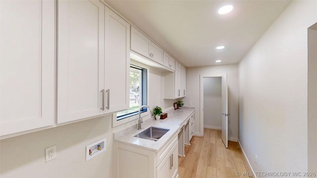 2200 Cloverleaf Place, Ardmore, OK 73401