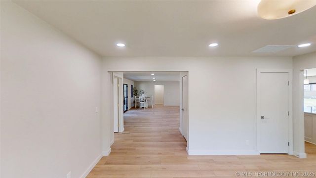 2200 Cloverleaf Place, Ardmore, OK 73401
