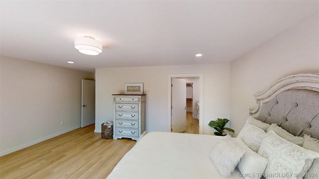 2200 Cloverleaf Place, Ardmore, OK 73401