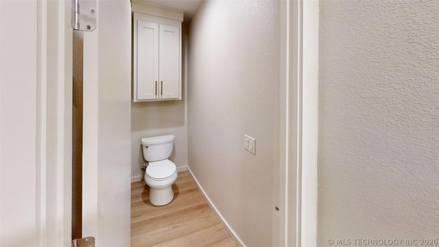 2200 Cloverleaf Place, Ardmore, OK 73401