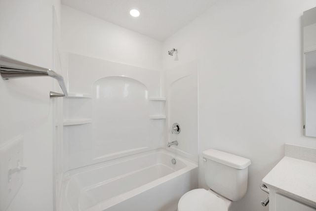 18287 Huntley Trail, Lakeville, MN 55044