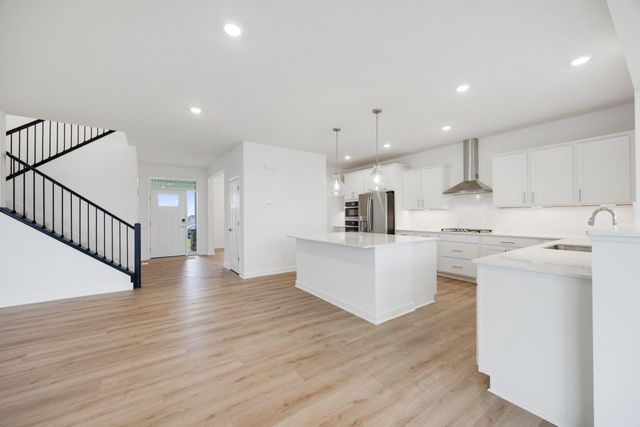 18287 Huntley Trail, Lakeville, MN 55044