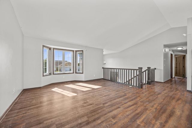 197 Eau Claire Avenue SE, Hutchinson, MN 55350