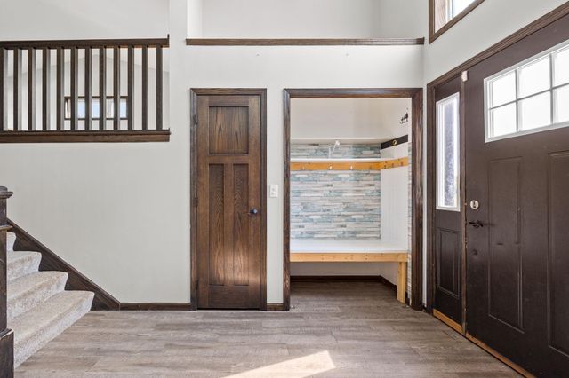 197 Eau Claire Avenue SE, Hutchinson, MN 55350