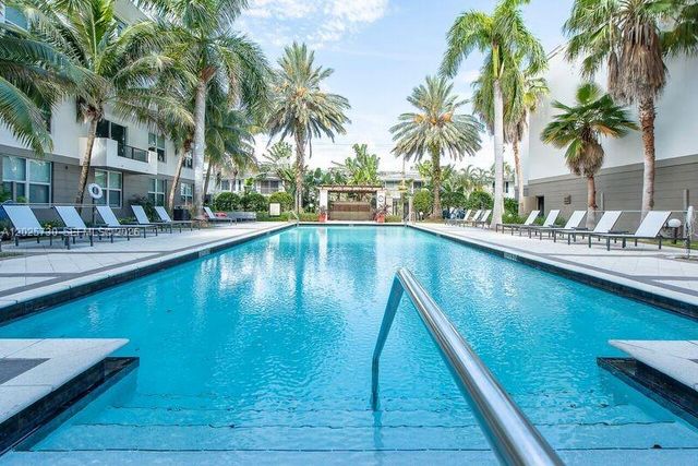 2421 NE 65th St 408, Fort Lauderdale, FL 33308