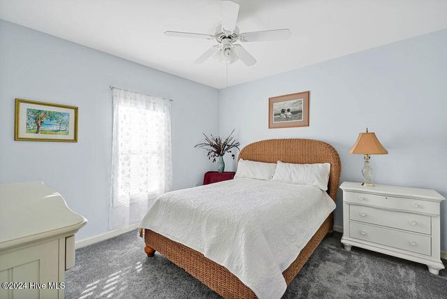 612 W Brown Street Apt B, Southport, NC 28461