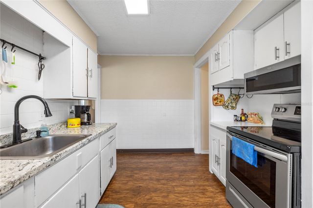 4920 17TH STREET, Zephyrhills, FL 33542