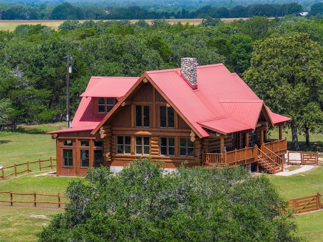 200 Fayetteville Farms, Fayetteville, TX 78940