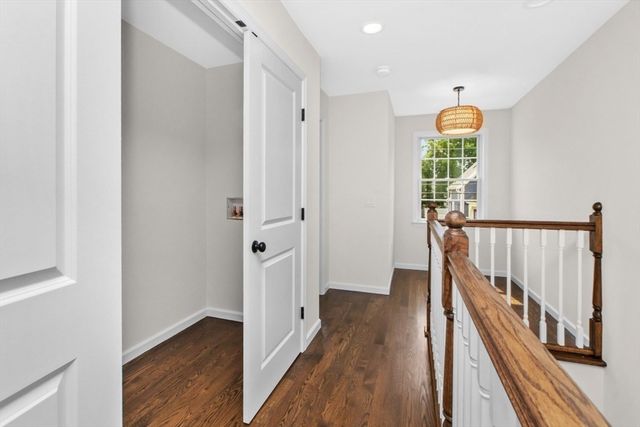 11 Kernwood Ave, Beverly, MA 01915