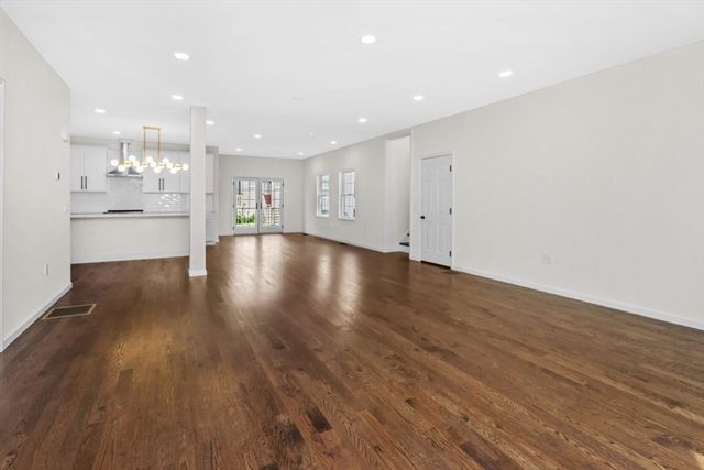 11 Kernwood Ave, Beverly, MA 01915