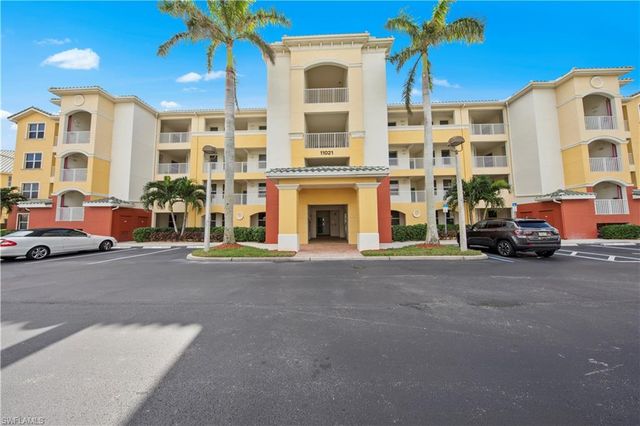 11021 Gulf Reflections DR 101, Fort Myers, FL 33908