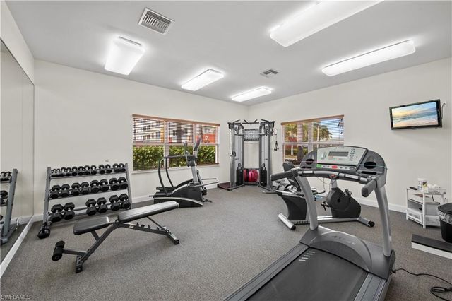 11021 Gulf Reflections DR 101, Fort Myers, FL 33908