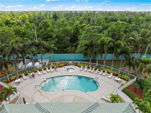 11021 Gulf Reflections DR 101, Fort Myers, FL 33908