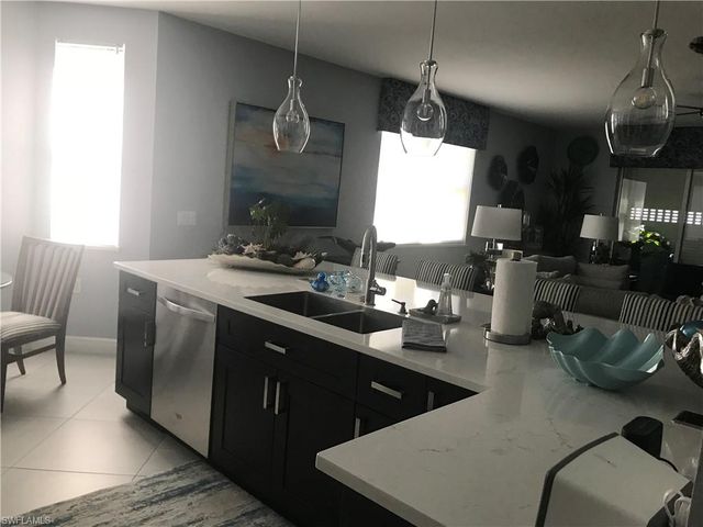 11021 Gulf Reflections DR 101, Fort Myers, FL 33908