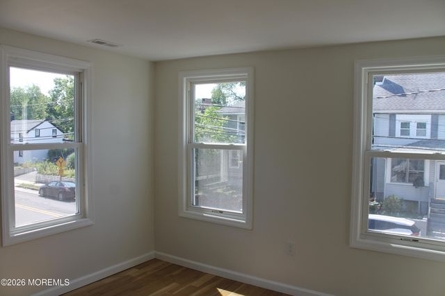 293 1st Street, Keyport, NJ 07735