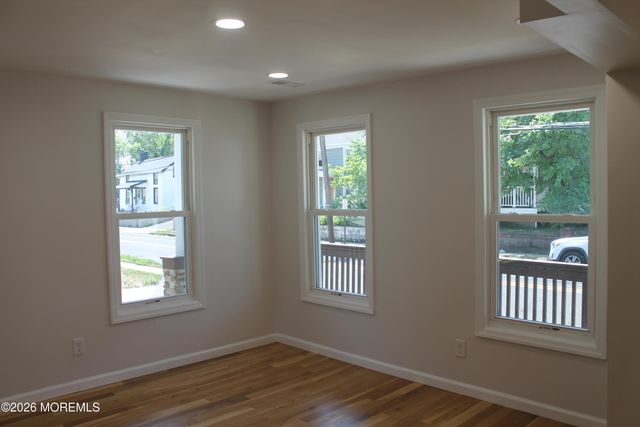 293 1st Street, Keyport, NJ 07735